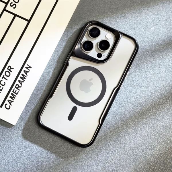 Clear Case con MagSafe: Protección Invisible y Carga Perfecta para tu iPhone